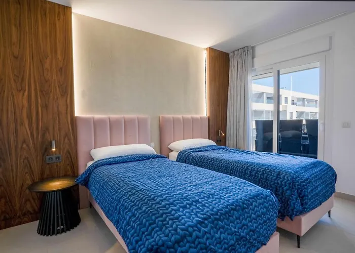 Lujoso De 3 * Torrevieja