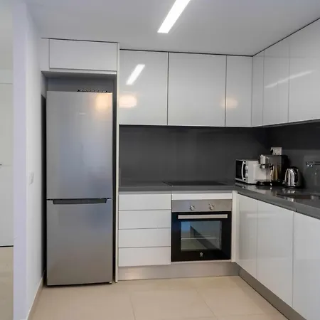 Lujoso De 3 Apartment *