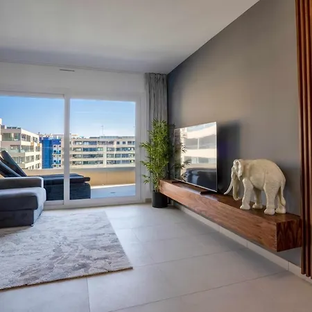 Lujoso De 3 Apartment